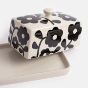 beurrier en céramique motif fleurs noires Caroline Gardner 