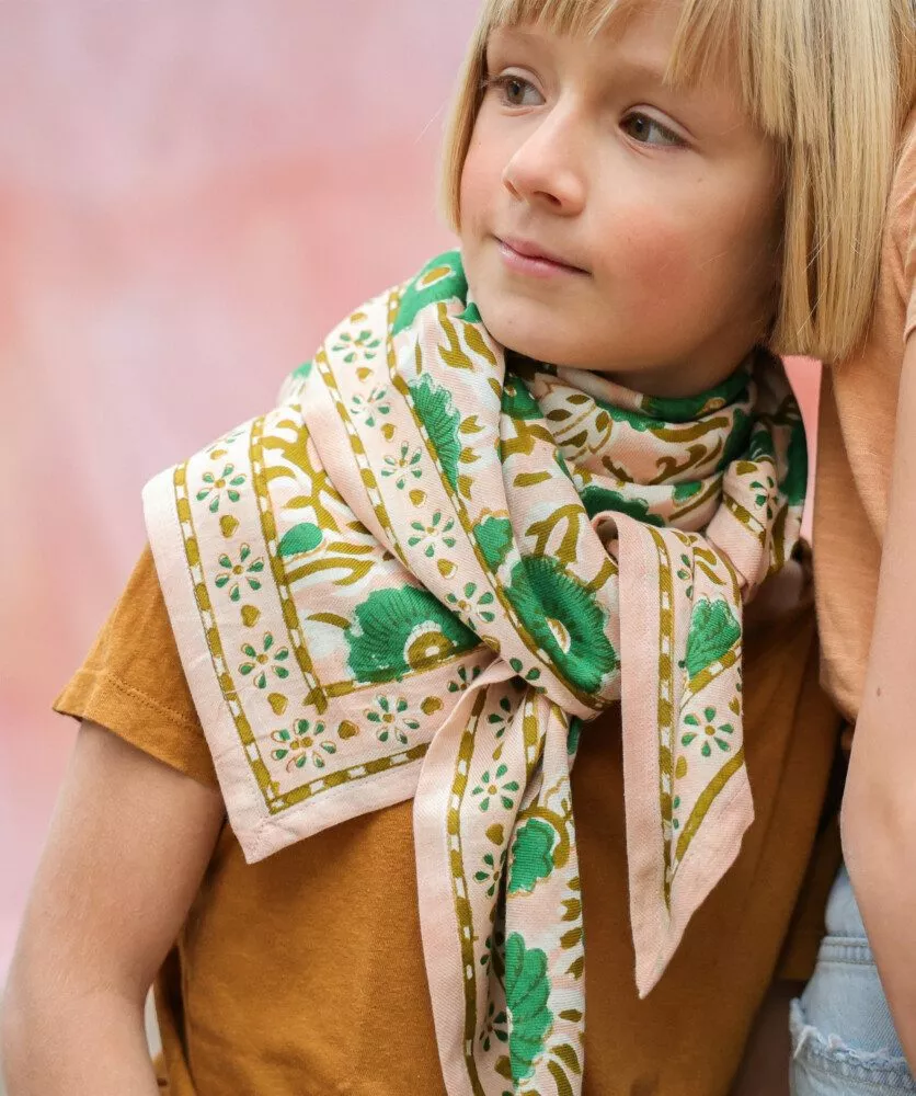 Foulard Vintage Vert motif géométrique état Neuf 30 x 136cm