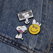 Pin's Snoopy Câlin Magpie x peanuts - La Boite à Bonheur 