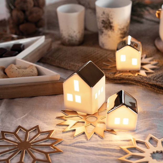 Räder Maison Lumineuse Gaubenhaus - Porcelaine Blanche - Bougeoir Lumière Ambiance - Décoration Noël Toute L'Année